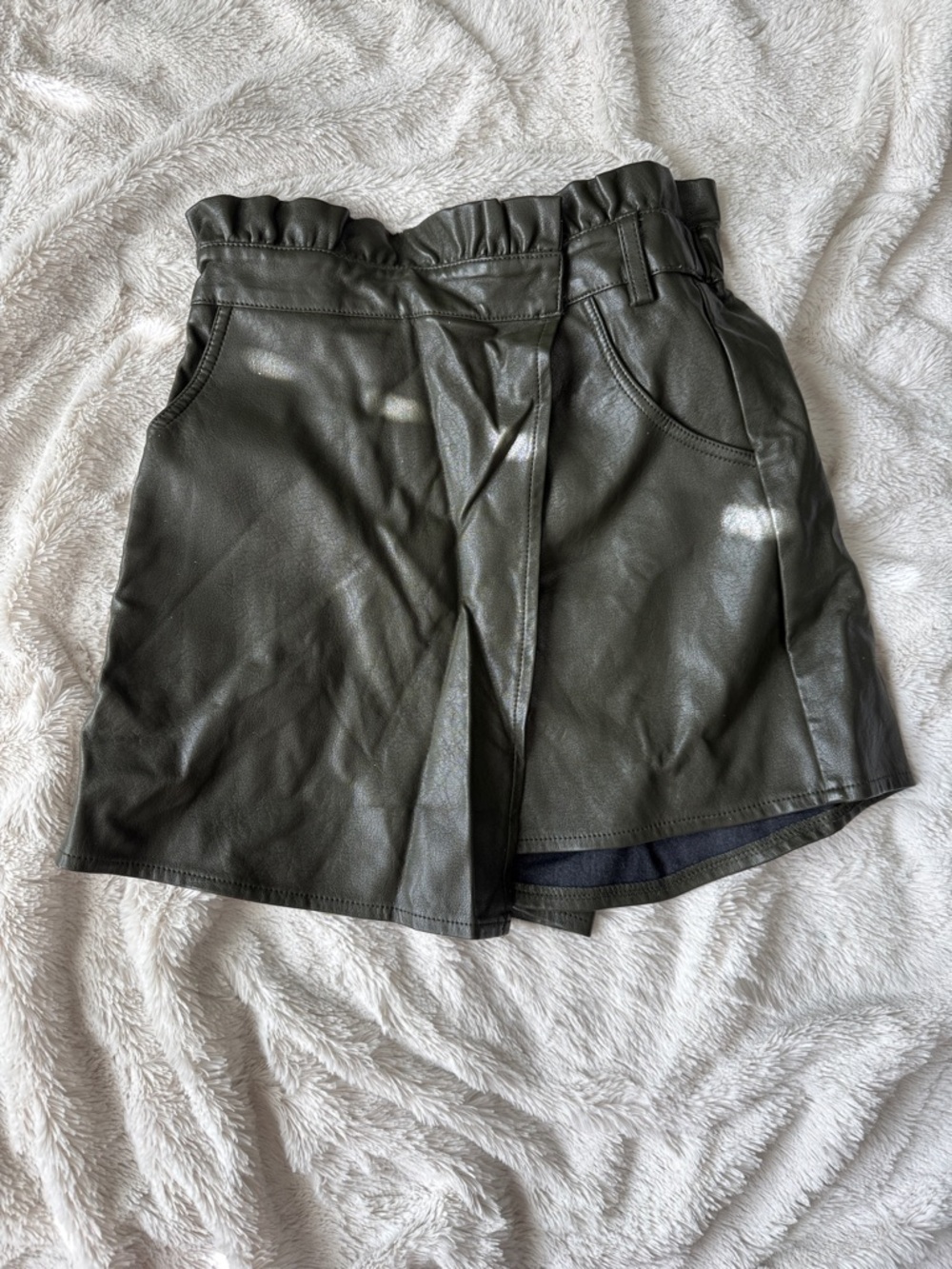 High-Rise Faux Leather Paperbag Shorts - Olive